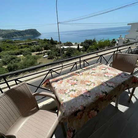 Sunset View Apartment *