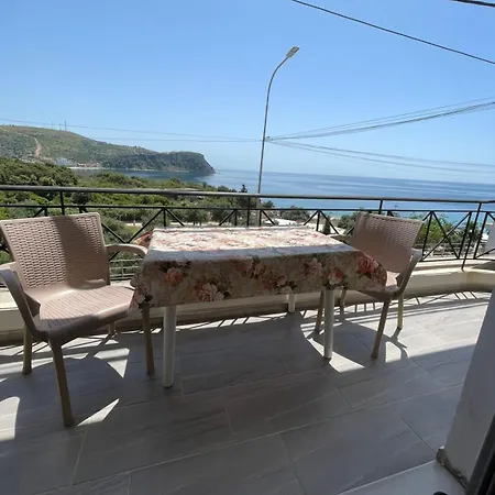 Sunset View Apartment Himarë